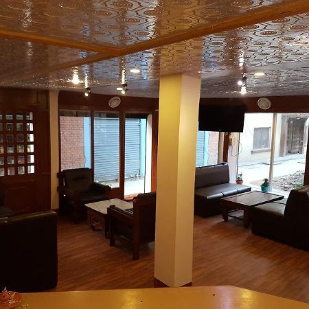 Hotel Triratna Kathmandu Exteriör bild
