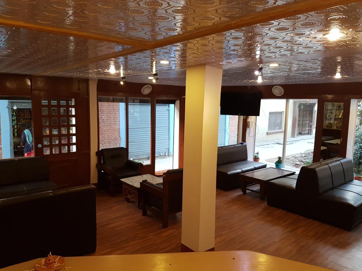 Hotel Triratna Kathmandu Exteriör bild