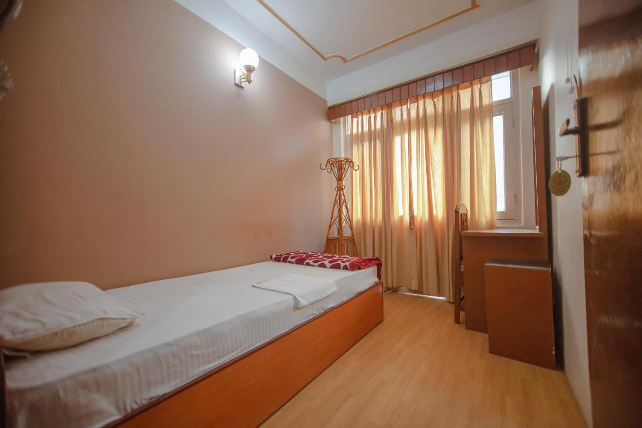 Hotel Triratna Kathmandu Exteriör bild