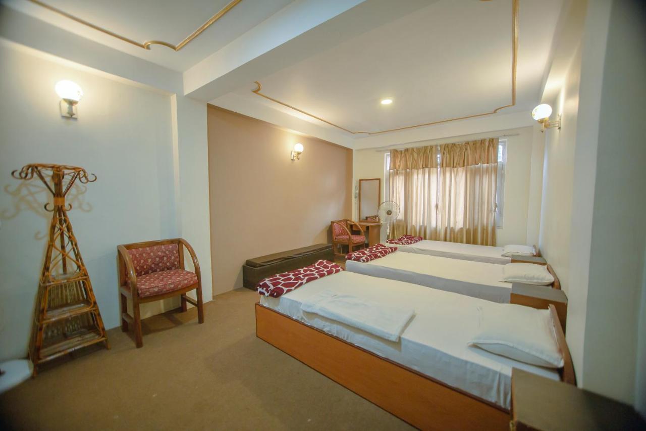 Hotel Triratna Kathmandu Exteriör bild