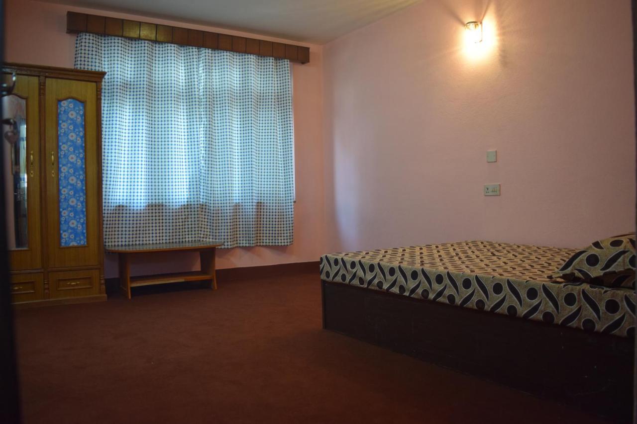 Hotel Triratna Kathmandu Exteriör bild